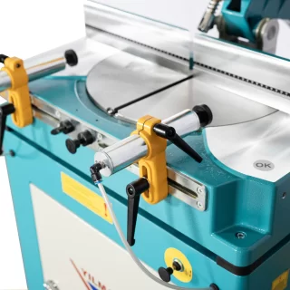 KD 400 PS – آلة المنشار الميتري